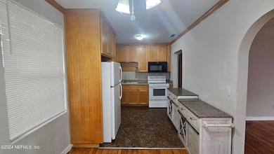 5326 Lexington Ave, Jacksonville, FL 32210 - photo 3