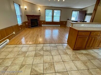 2531 Allegheny Dr, Blakeslee, PA 18610 - photo 7