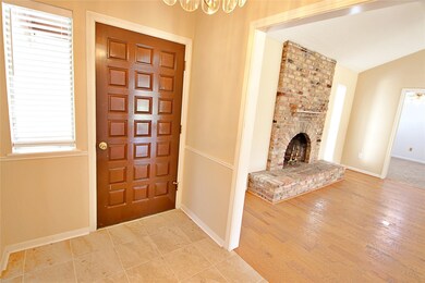 Foyer as you enter 610 Glen Haven
