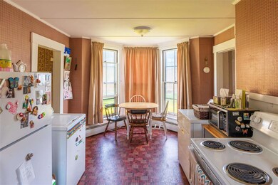 28 Eastman St, Concord, NH 03301 - photo 4