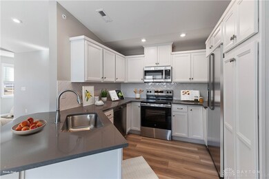 413 Bethpage Way unit 7-300, Turtle Creek Township, OH 45036 - photo 2