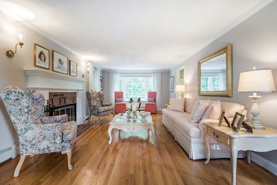 259 Dale St, North Andover, MA 01845 - photo 4