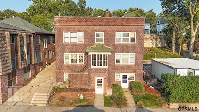 209 S 4th St, Council Bluffs, IA 51503 - photo 3