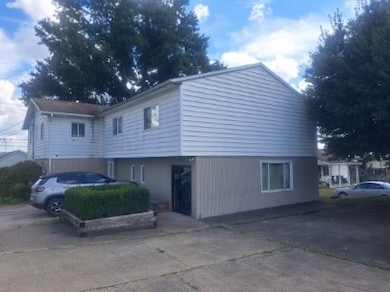 115 N Water St, Masontown, PA 15461 - photo 2