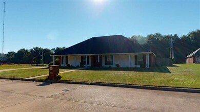 1020 Brown Dr, Wake Village, TX 75501 - photo 3