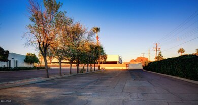 06 6730 E McDowell Rd, Scottsdale