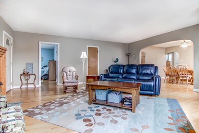 109 Keilman St, Dyer, IN 46311 - photo 5