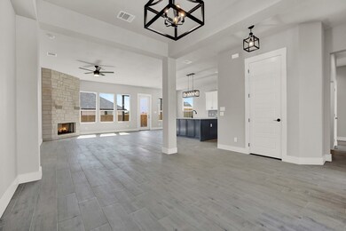 125 Madrona Ln, Fredericksburg, TX 78624 - photo 5