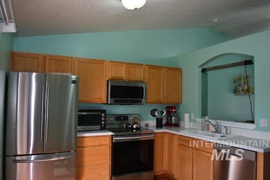 1417 W Hawaii Ave, Nampa, ID 83686 - photo 2