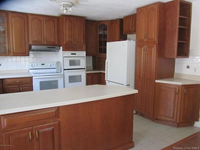 15216 Tyler Hideaway Ln 002.jpg