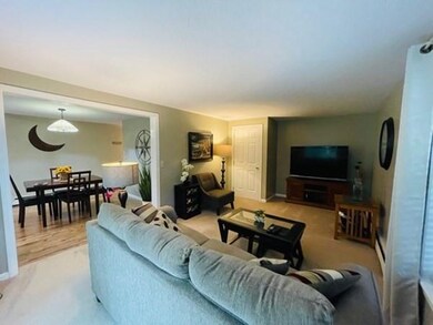 32 Gates Crossing, Leominster, MA 01453 - photo 6