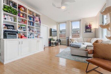 Lincoln Plaza II unit L618, Boston, MA 02111 - photo 5