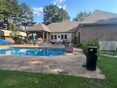 131 Violet Dr, Laurel, MS 39443 - photo 3