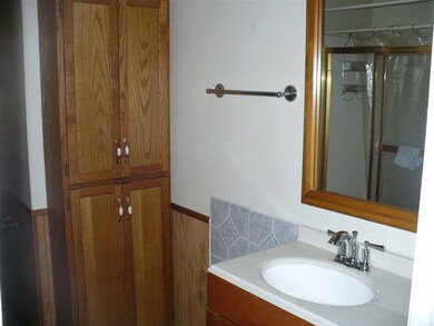 609 Lakewood Dr, Jacksonville, NC 28546 - photo 5