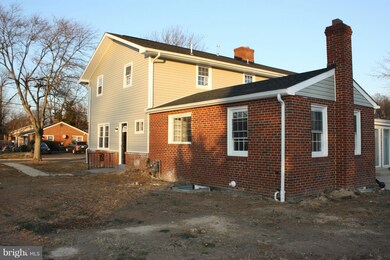 2201 Apache St, Hyattsville, MD 20783 - photo 4