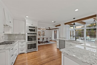 10319 Shady River Dr, Houston, TX 77042 - photo 7