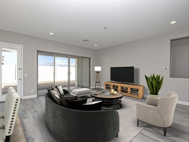 003_Family Room (1)