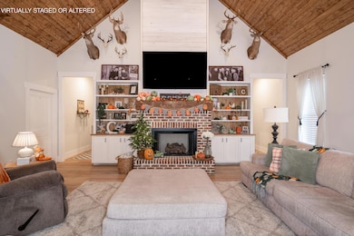 Vaulted Tongue and Groove Ceiling