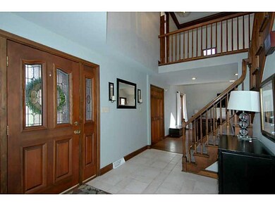Entry/Foyer. Highlights of the welcoming Foyer inc