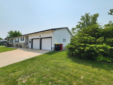 25 3rd Ave NE, Plainview, MN 55964 - photo 4