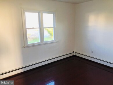 176 Taft Ave, Reading, PA 19606 - photo 7