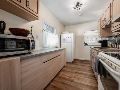 Kitchen (2)