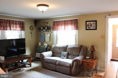 146 Wilkshire Rd, Doylestown, PA 18901 - photo 6