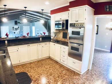 6 Lazy Ln, Bay City, TX 77414 - photo 7