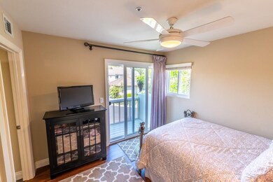 Upstairs bed2