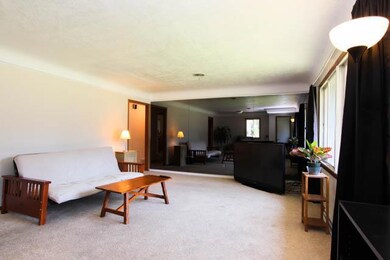 3500 E 30th St, Des Moines, IA 50317 - photo 5