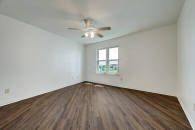 7312 Seawall Blvd unit 216, Galveston, TX 77551 - photo 7