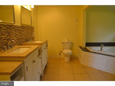 2193 Hendricks Rd, Pennsburg, PA 18073 - photo 7