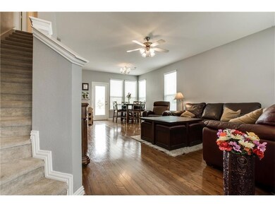 10353 Waterbury Dr, Providence Village, TX 76227 - photo 3