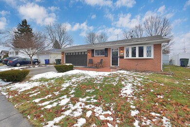 3-web-or-mls-4853-warminster-dr