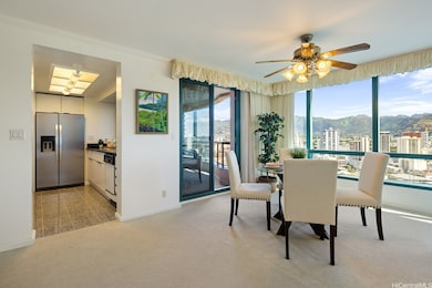 Waikiki Landmark Apartments unit 2201, Honolulu, HI 96815 - photo 4