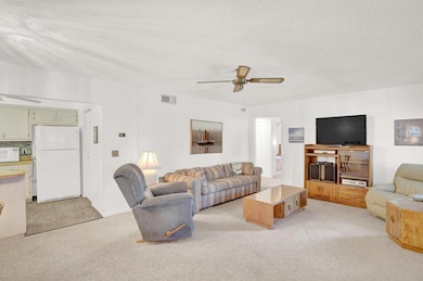 142 Lake Pine Cir unit B-1, Greenacres, FL 33463 - photo 7