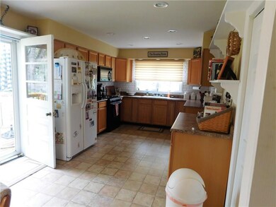 248 E Madison St, Franklin, IN 46131 - photo 7