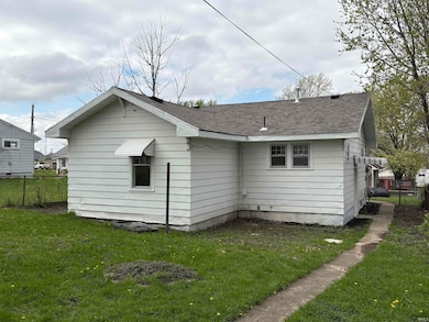 605 W 10th St, Muncie, IN 47302 - photo 4