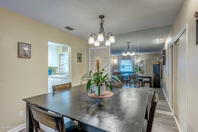 6111 Wilson Blvd, Jacksonville, FL 32210 - photo 5