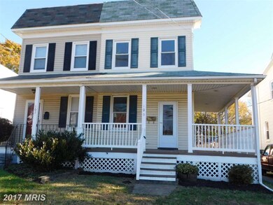 109 Bloomsbury Ave, Catonsville, MD 21228 - photo 2