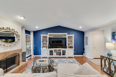 10588 High Hollows Dr unit 281W, Dallas, TX 75230 - photo 6