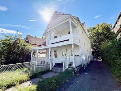 33 E Raymond St unit 35, Hartford, CT 06112 - photo 3