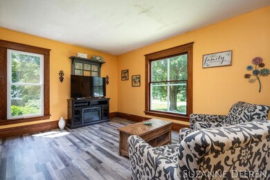 8-web-or-mls-409 W Bridge St-8