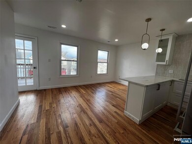 25 Highland St unit 3, Paterson, NJ 07524 - photo 6