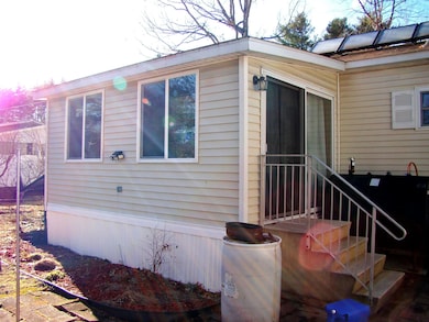 77 Birchwood Dr, Hollis, NH 03049 - photo 3