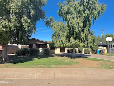 3814 W Griswold Rd, Phoenix, AZ 85051 - photo 2