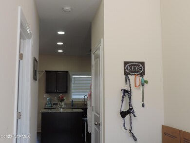 1002 Spot Cir, New Bern, NC 28562 - photo 2