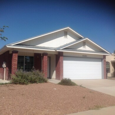 14205 Desert Sage Dr, Horizon City, TX 79928 - photo 4