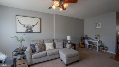 1527 Laura Ln, Pottstown, PA 19464 - photo 7