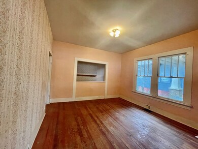 426 W Georgia Ave, McComb, MS 39648 - photo 5